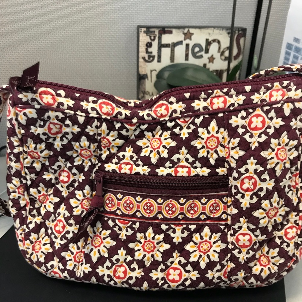Vera Bradley Medallion pattern shoulder bag
